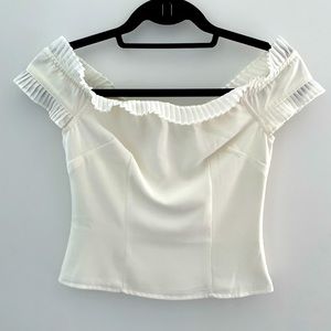 Off shoulder frill top sz XXS